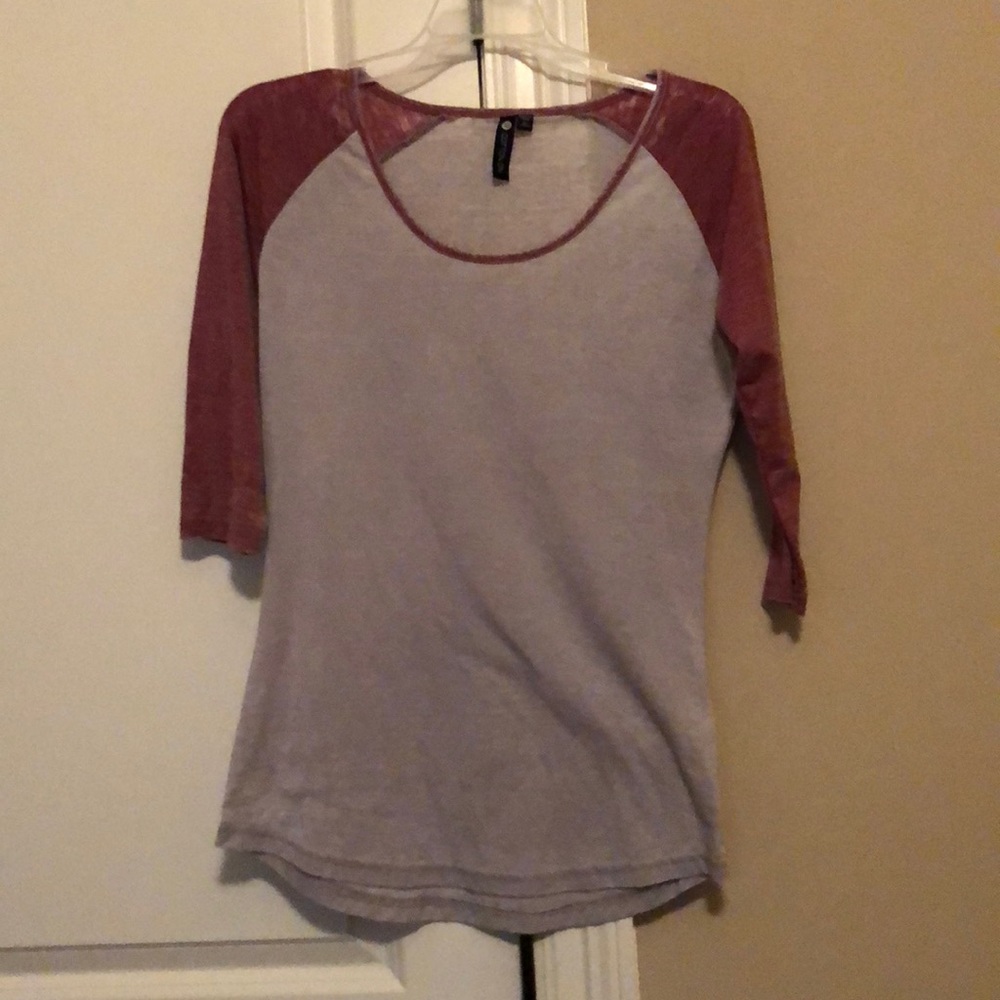 Baseball tee